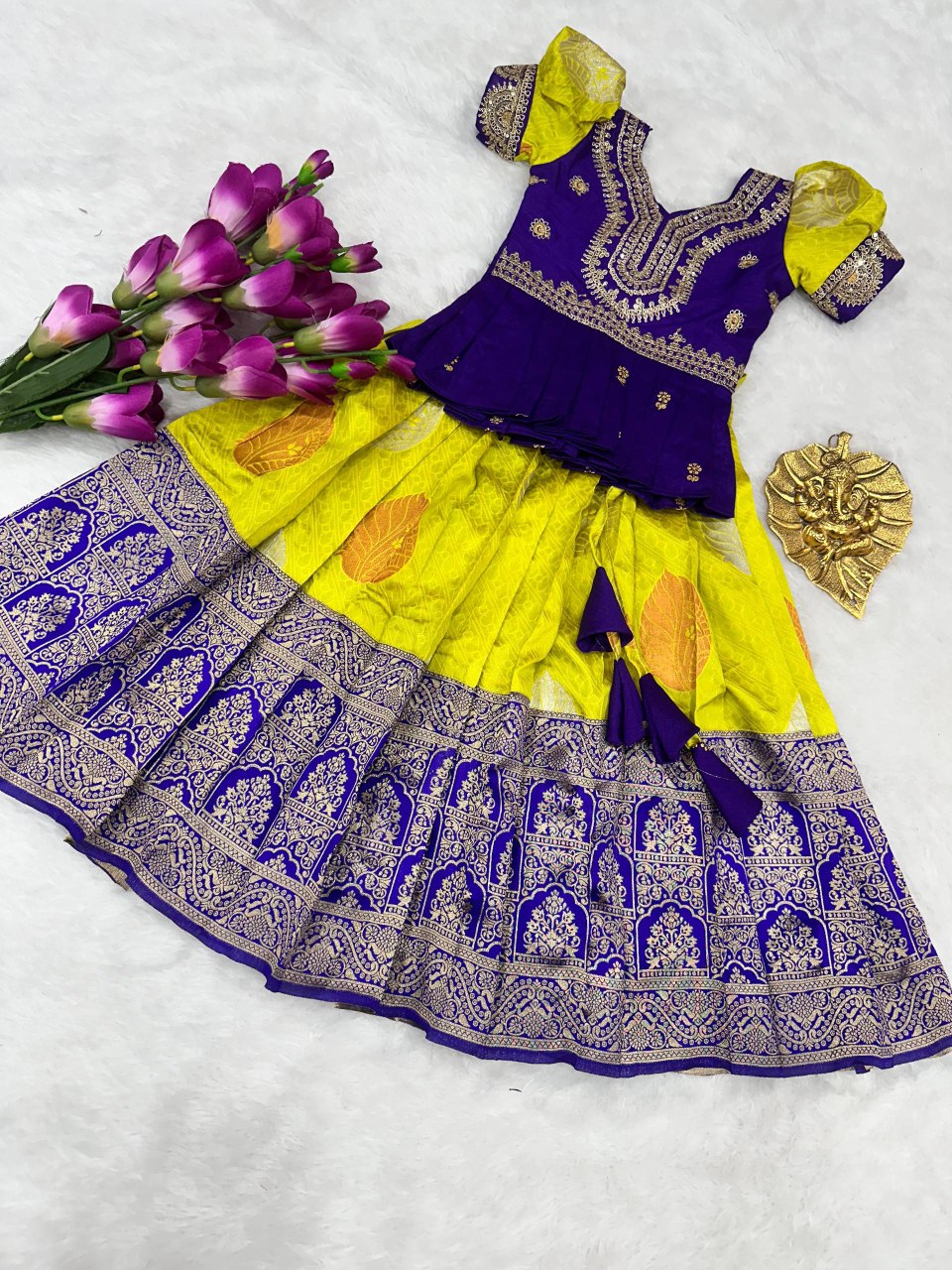 NEW LAUNCING KIDS LEHENGA CHOLI|